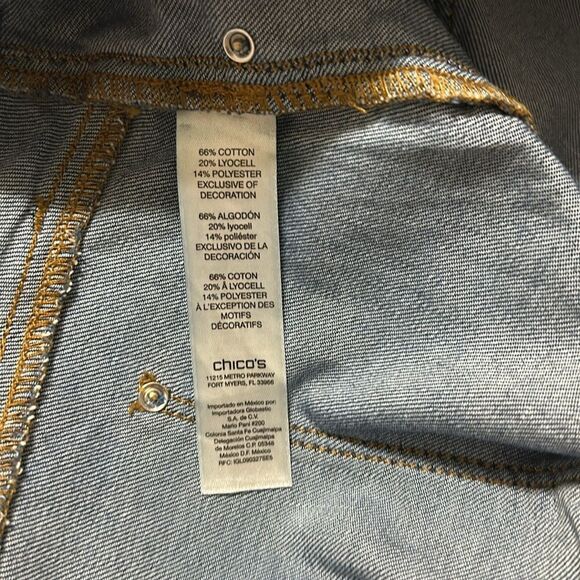 Chicos 2.5/M-L Blue Lightweight Denim Cotton/Lyocell Zip Front Fringe Hem Skirt - Picture 13 of 16